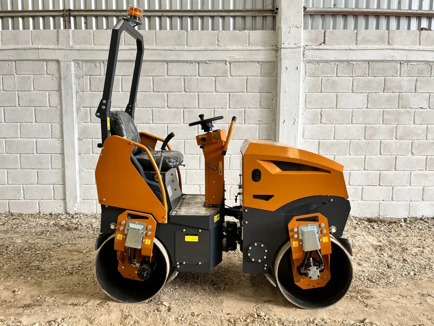 Rodillo Compactador BM1500 1.5 Ton, Tipo Wacker RD15