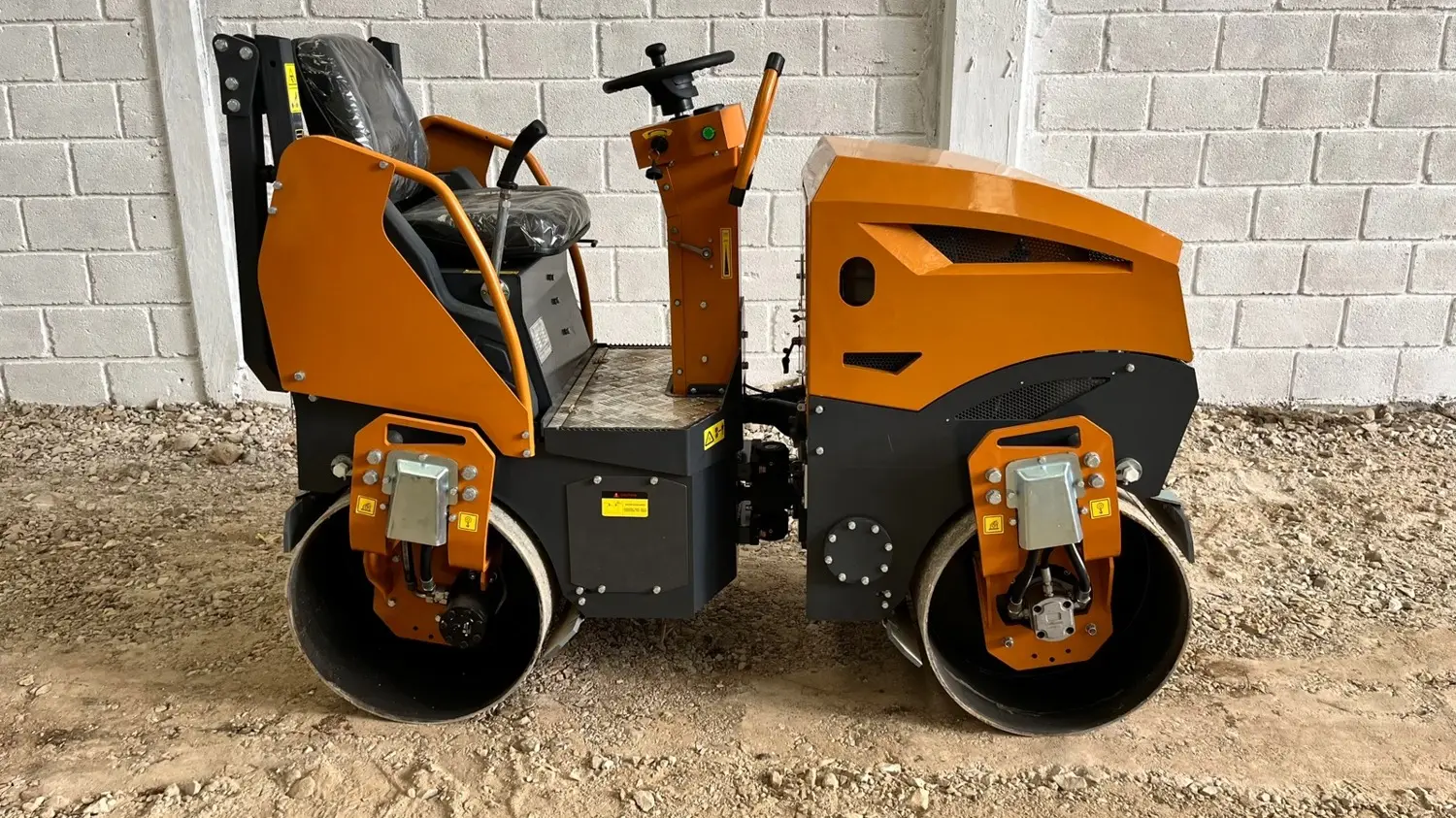 Rodillo Compactador BM1500 1.5 Ton, Tipo Wacker RD15