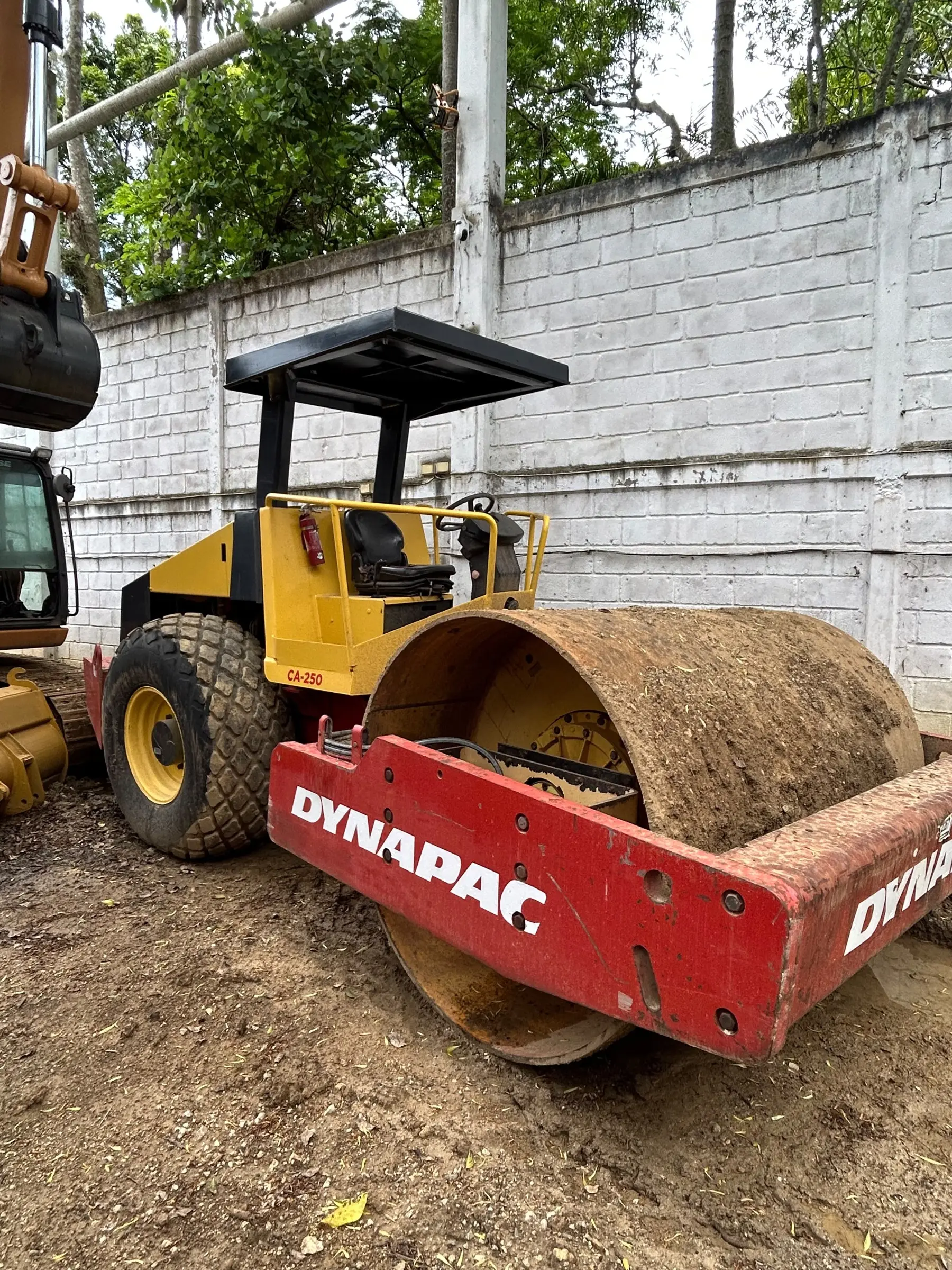 Rodillo Compactador Dynapac 250D 2008, 10.8 Ton